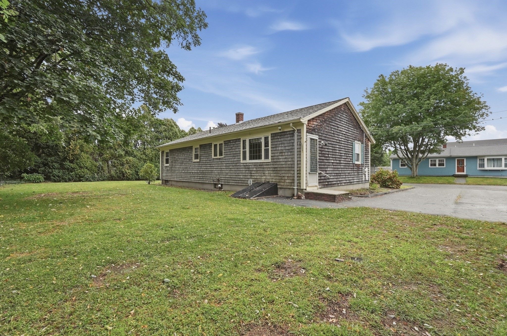 6 Lincoln Dr Property Photo 6