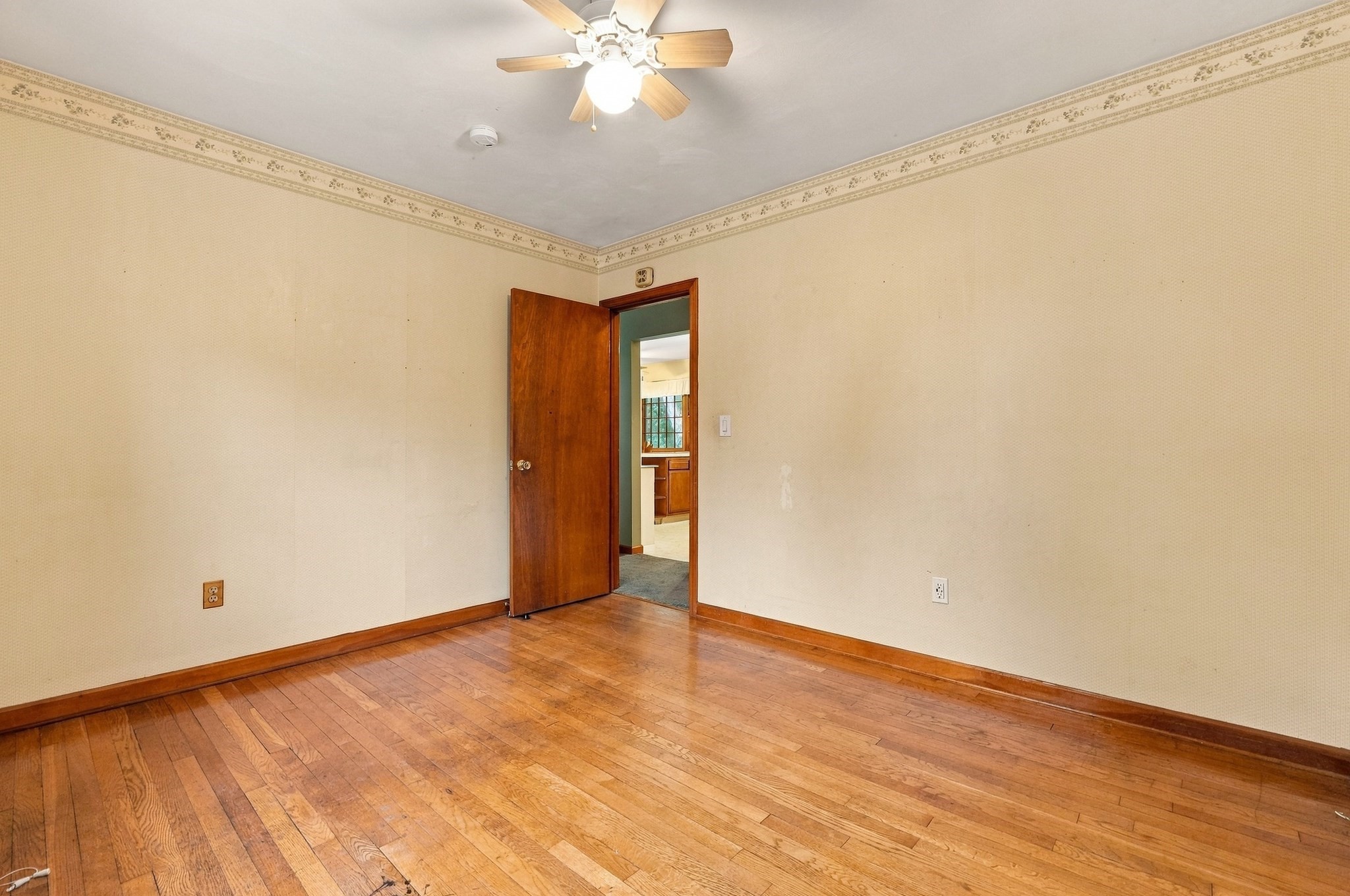 6 Lincoln Dr Property Photo 22
