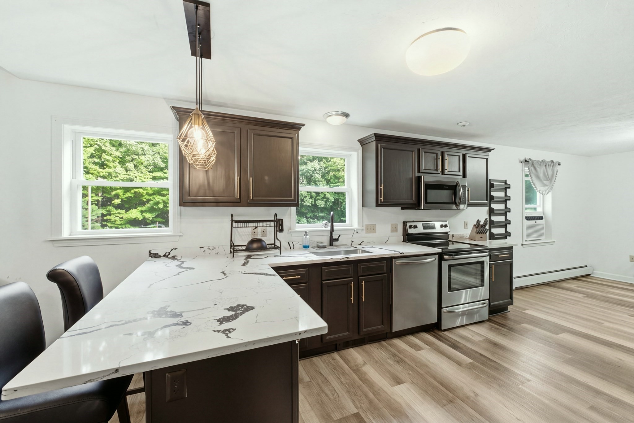 128 Baldwin Street Property Photo 2