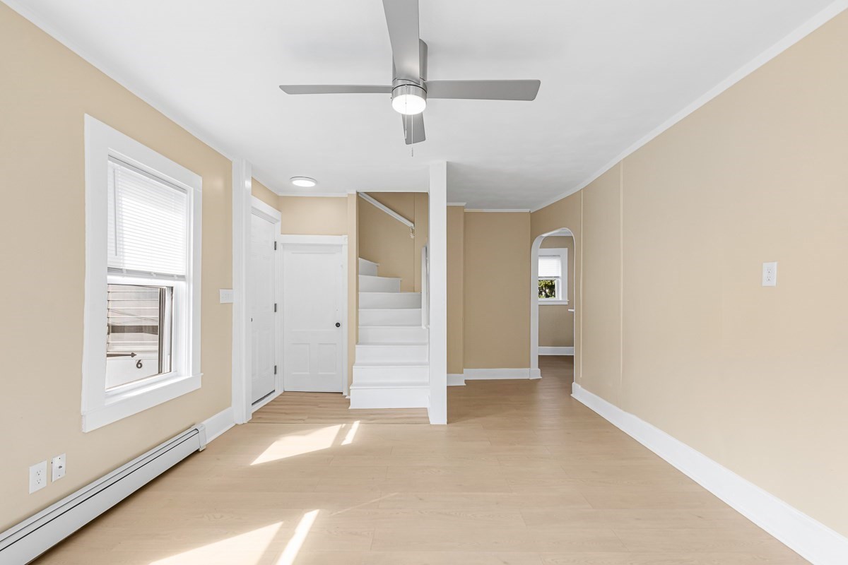 6 Coffin Avenue Ct Property Photo 5