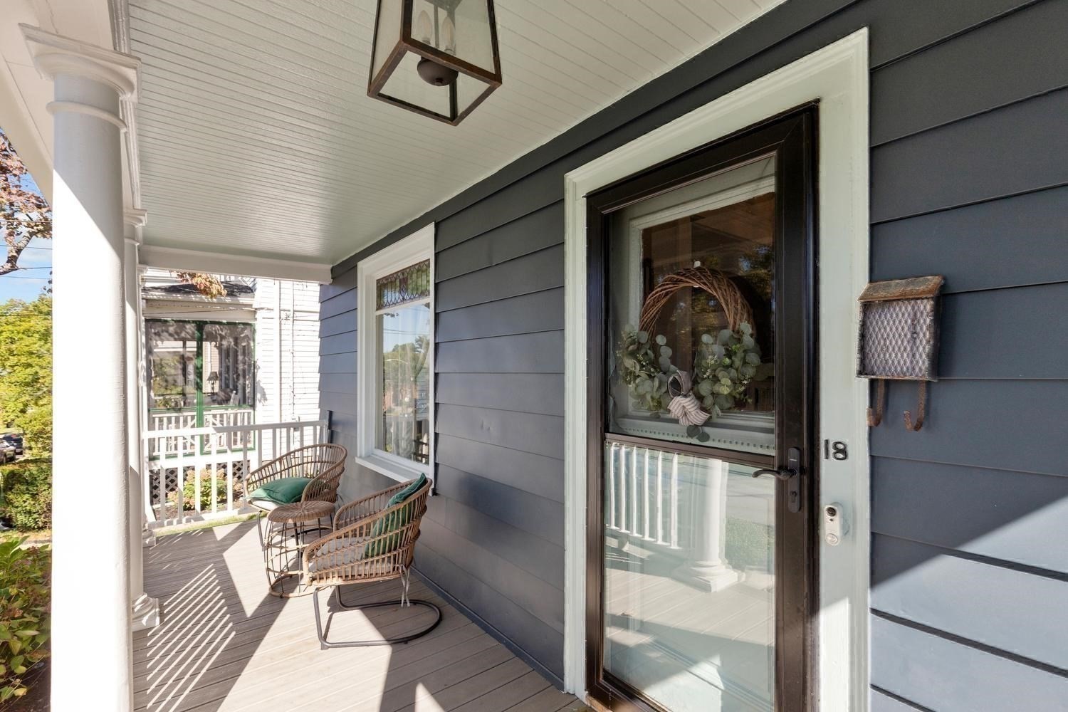 18 Taft St Property Photo 4