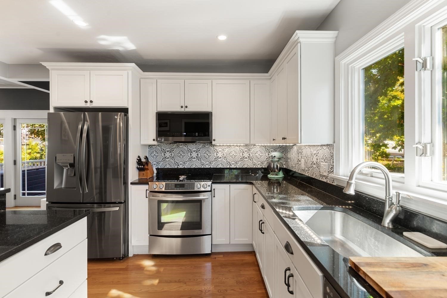 18 Taft St Property Photo 7
