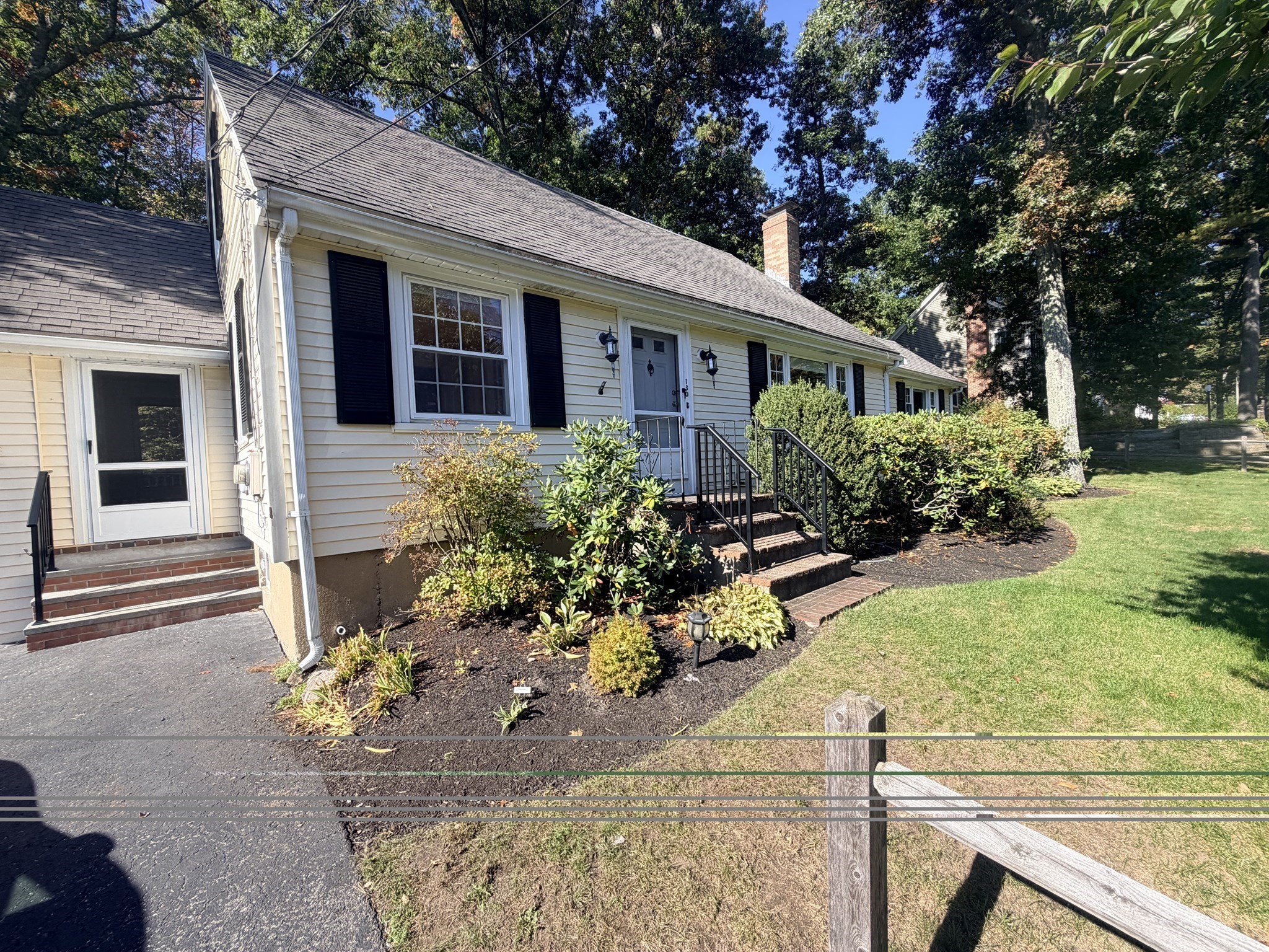 130 Central St Property Photo 1