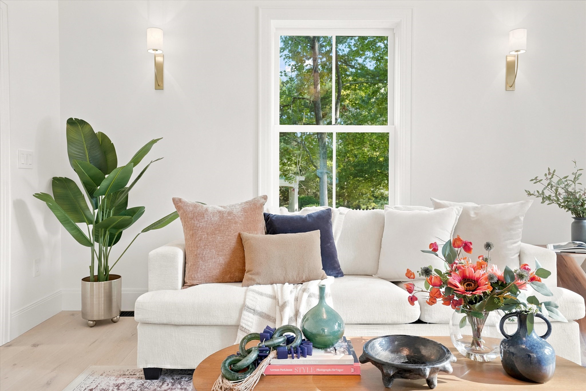 6 Plant St Property Photo 8