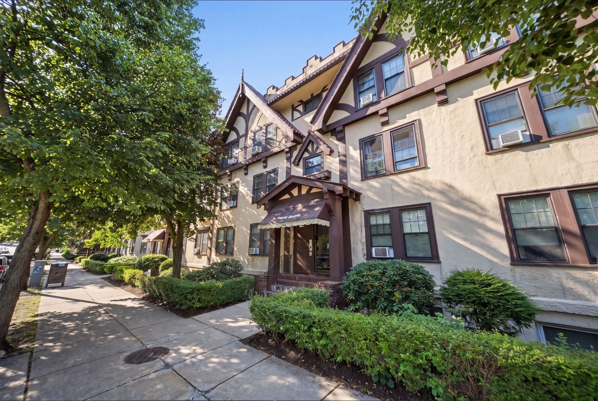 1722-1726 Commonwealth Ave. # 1 Property Photo 22