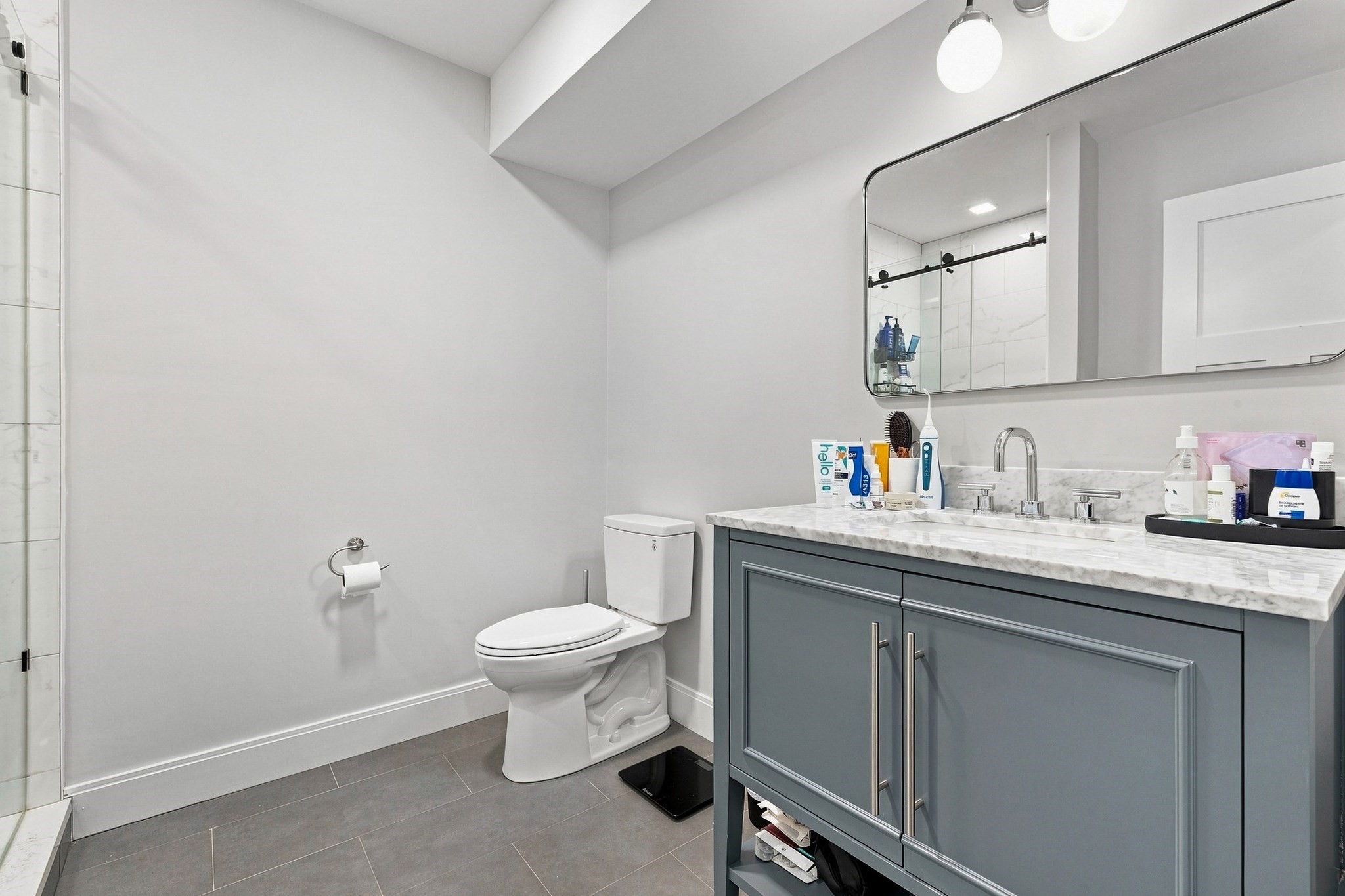 1721 Centre St # 204 Property Photo 19