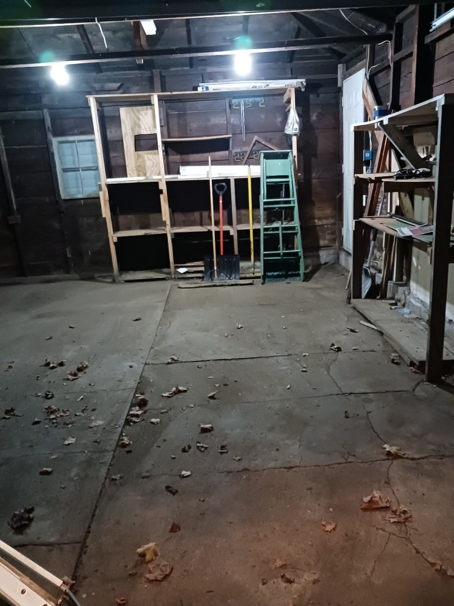 25 Second Property Photo 11