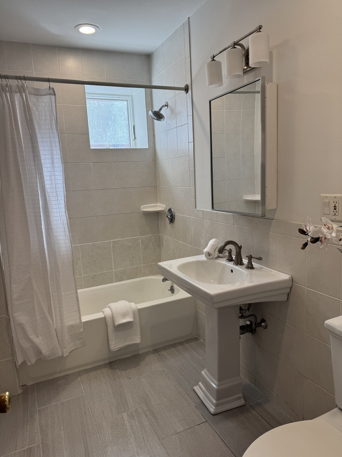 12 Kilsyth Road # 2 Property Photo 7