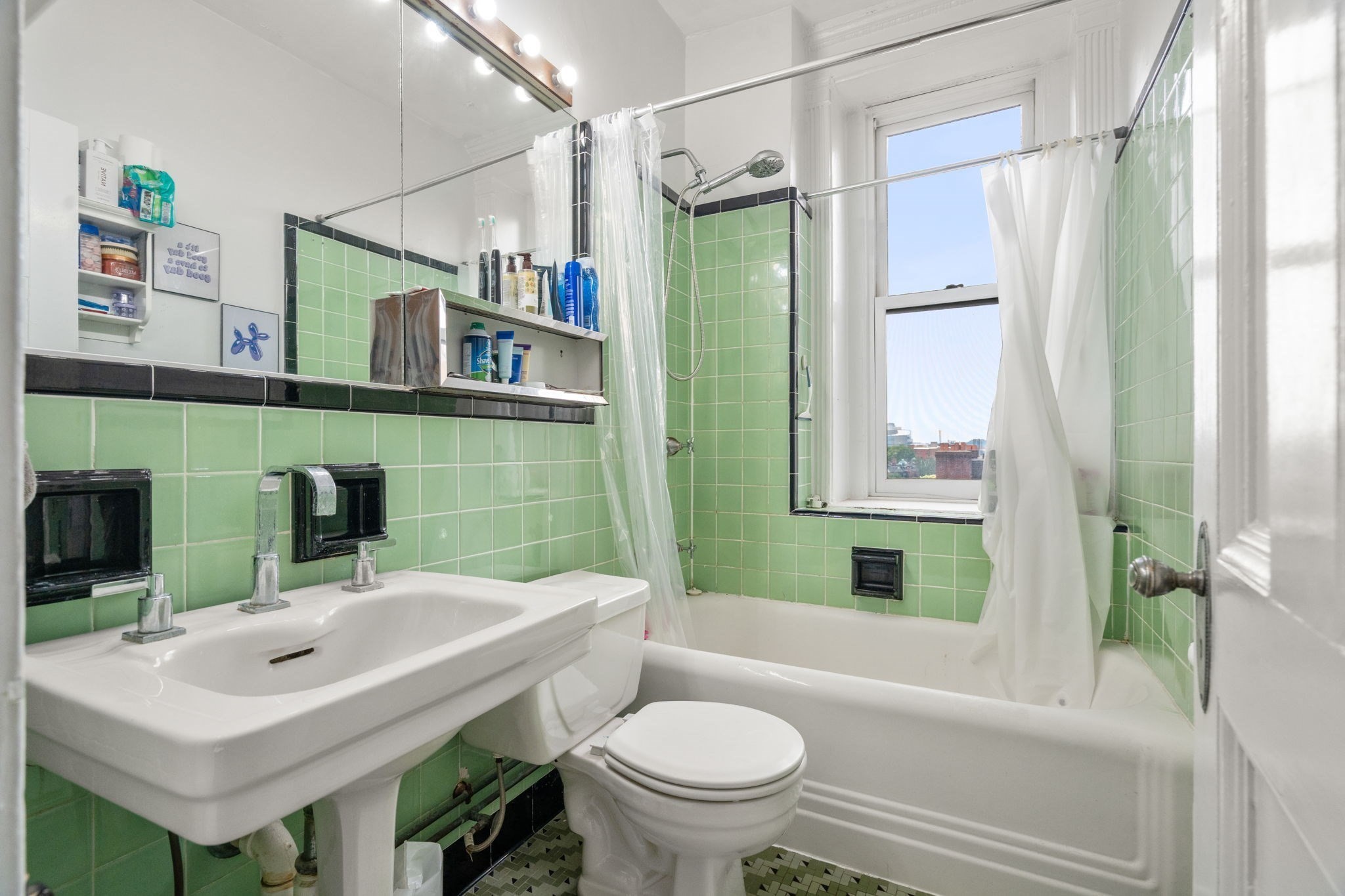 8 Garrison Street # 606 Property Photo 8