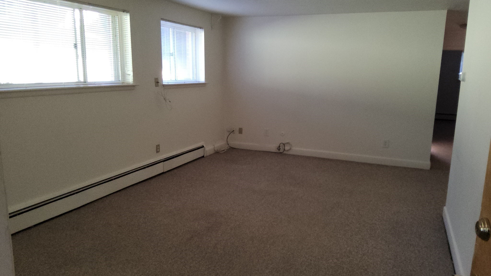 9 Longwood Dr # 4 Property Photo 6