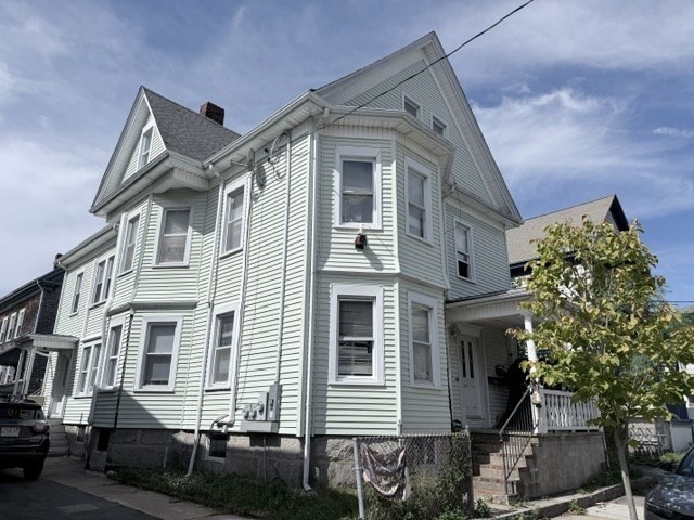 525 Cottage St Property Photo 1