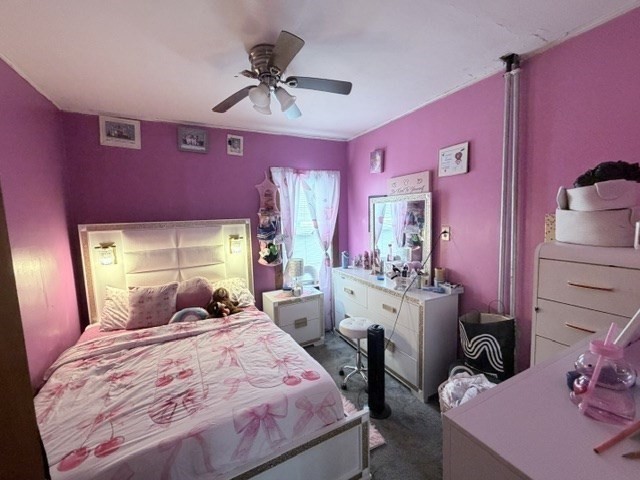 525 Cottage St Property Photo 8