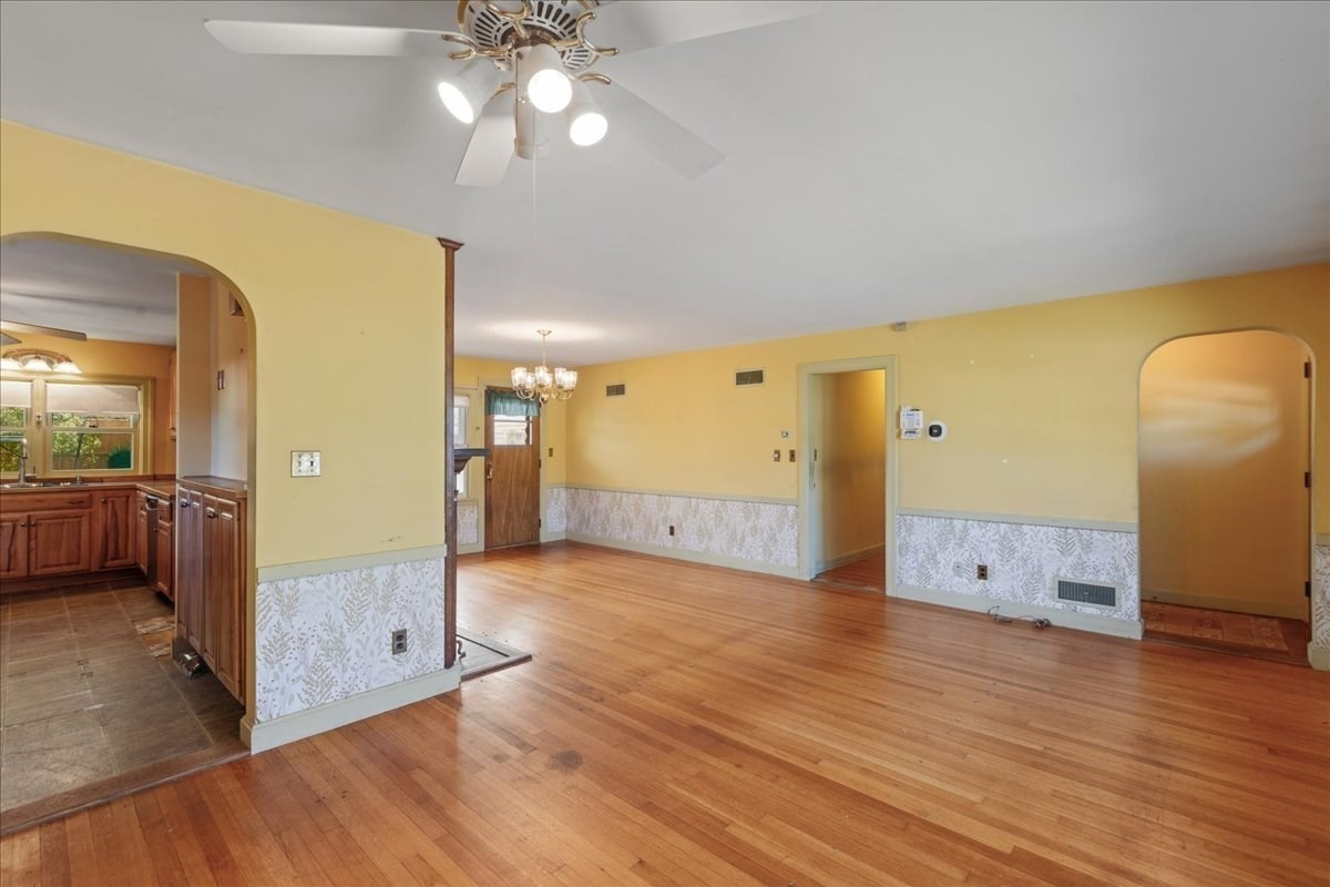 4 Oakhurst Rd Property Photo 6