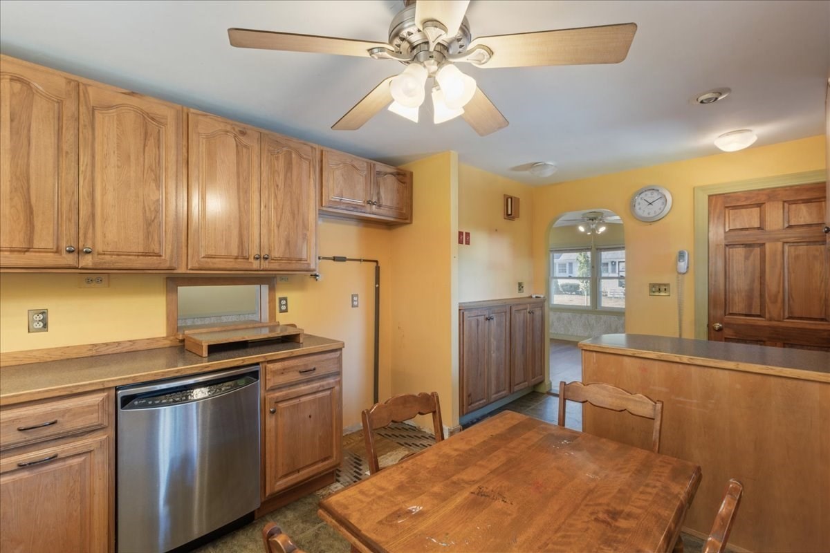 4 Oakhurst Rd Property Photo 9