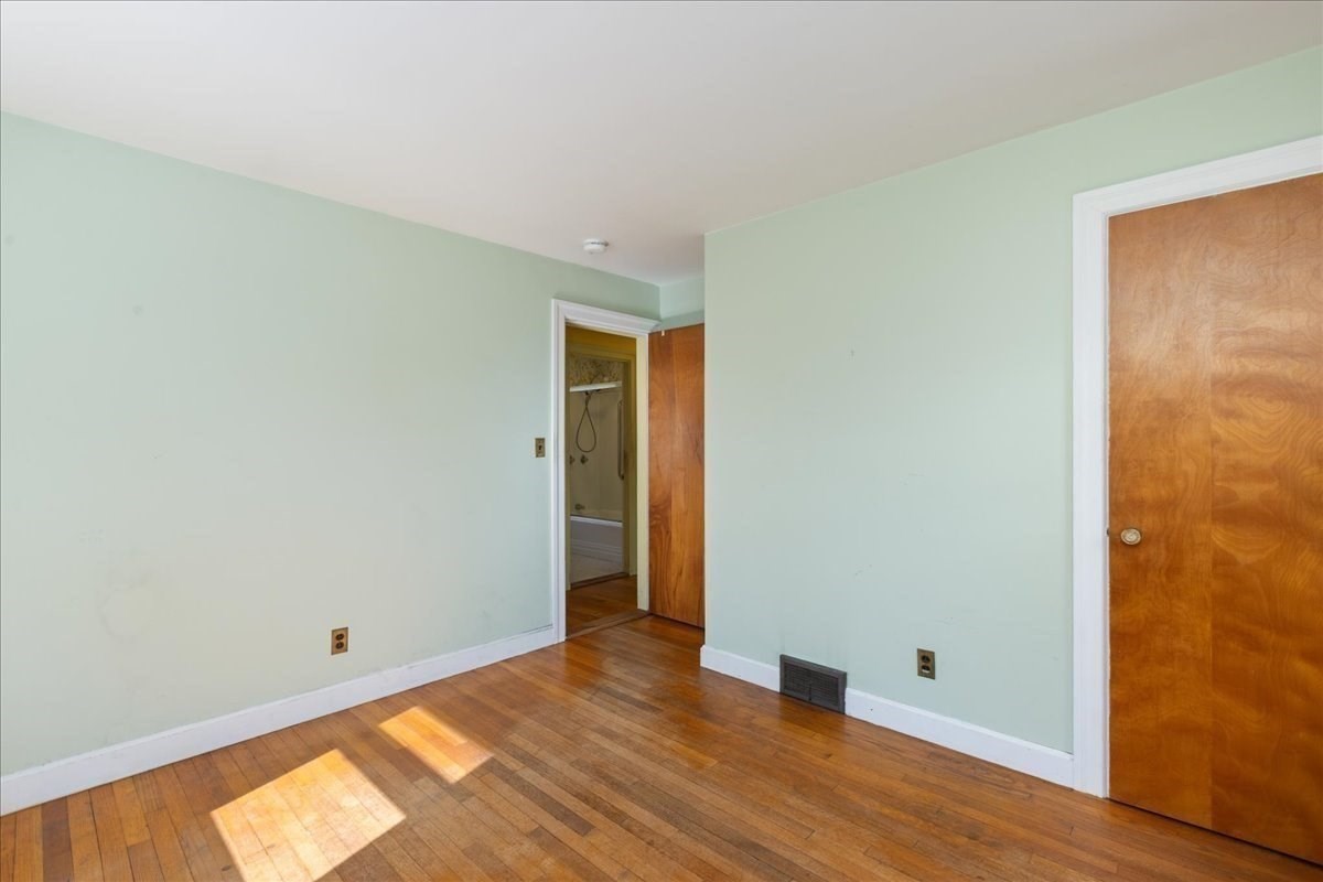 4 Oakhurst Rd Property Photo 17