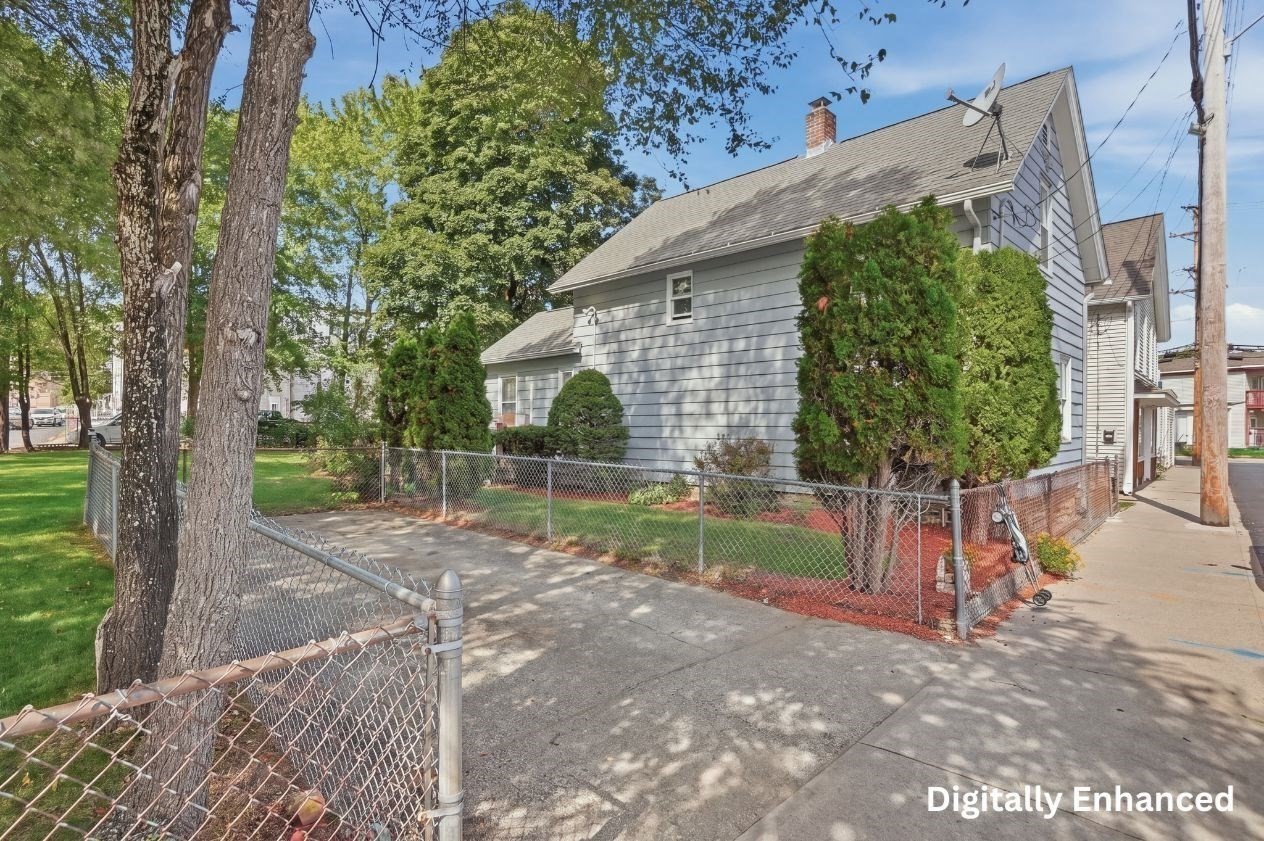 99 Crystal Street Property Photo 3