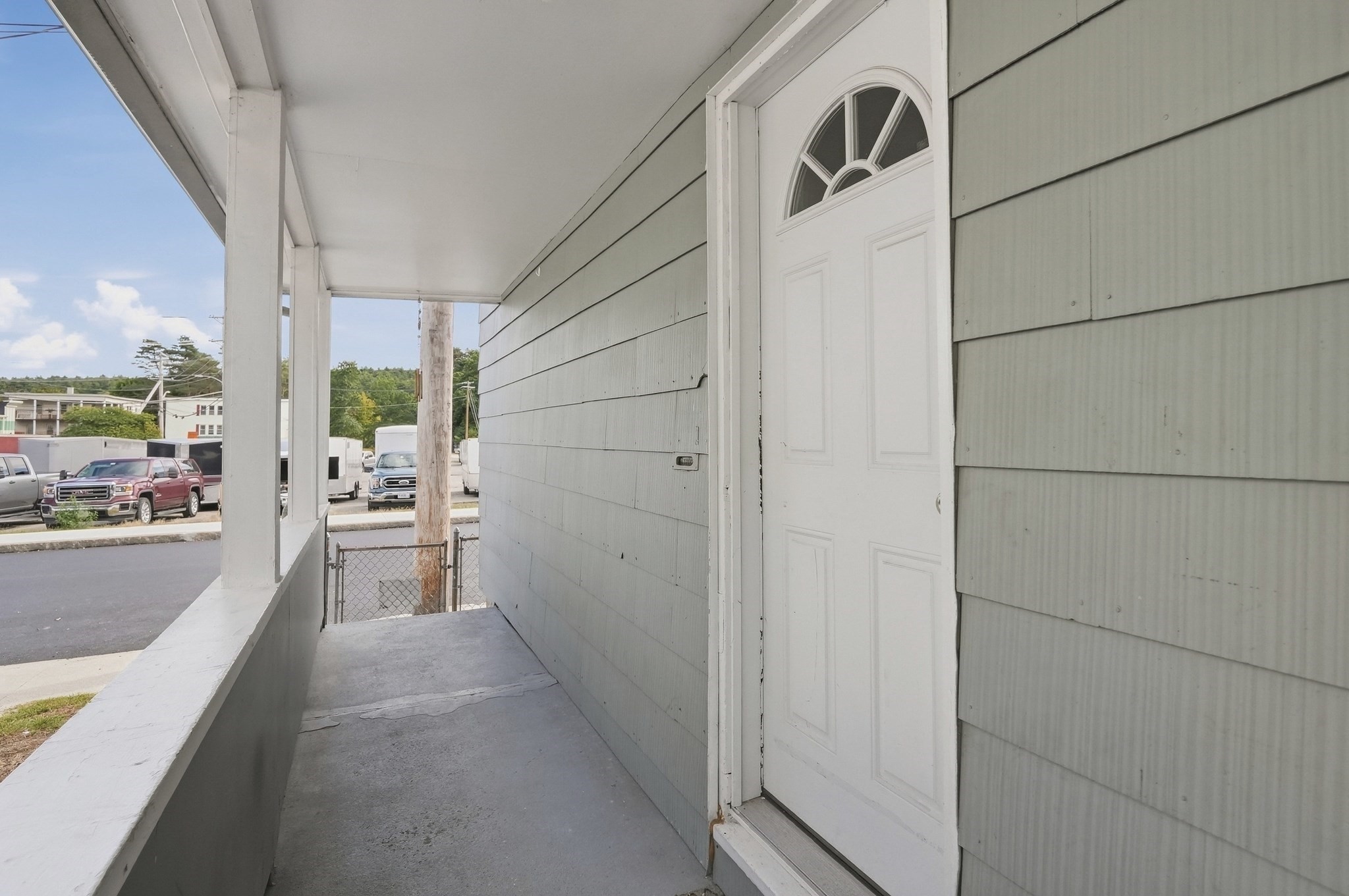 99 Crystal Street Property Photo 4