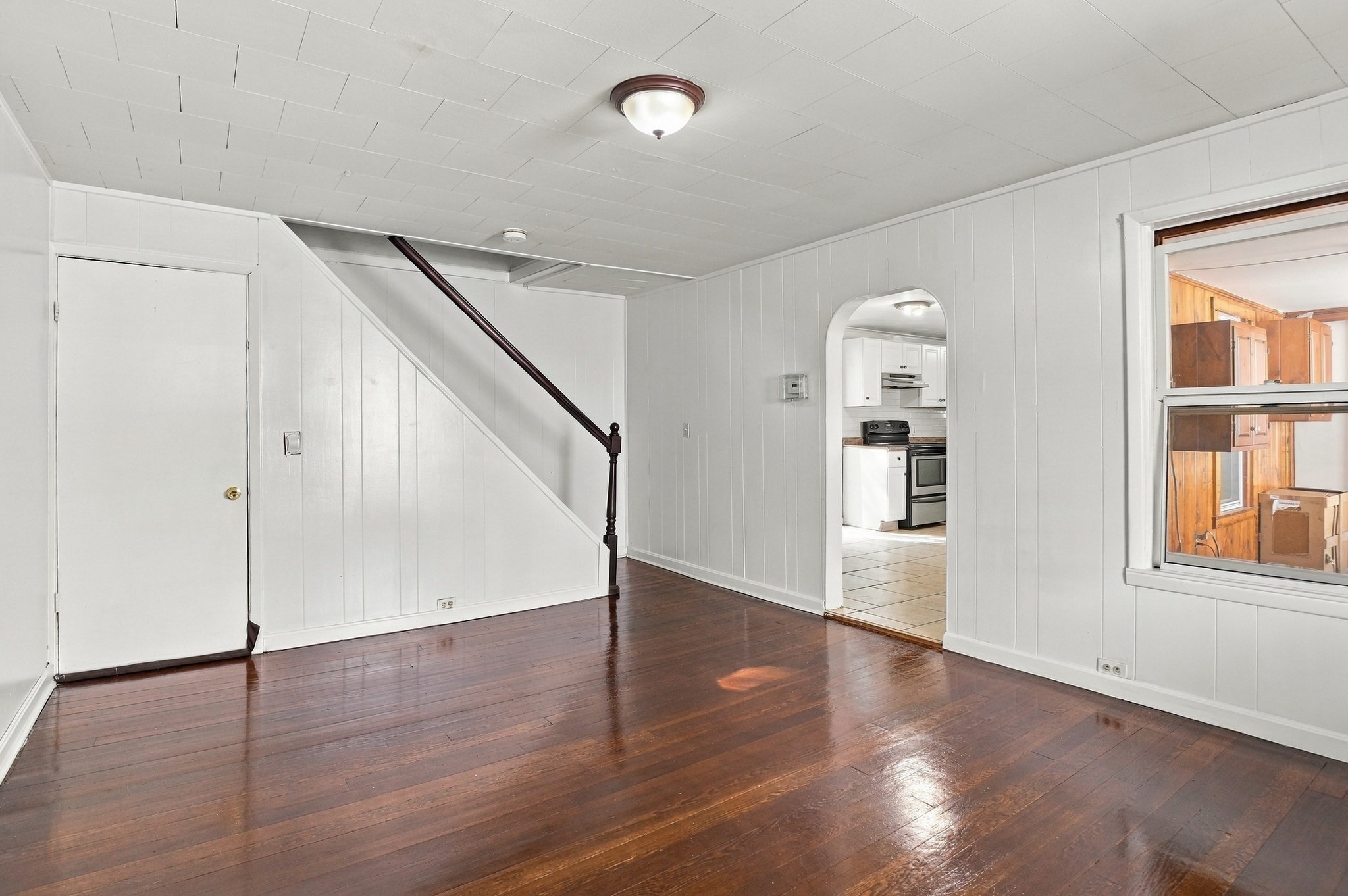 99 Crystal Street Property Photo 6