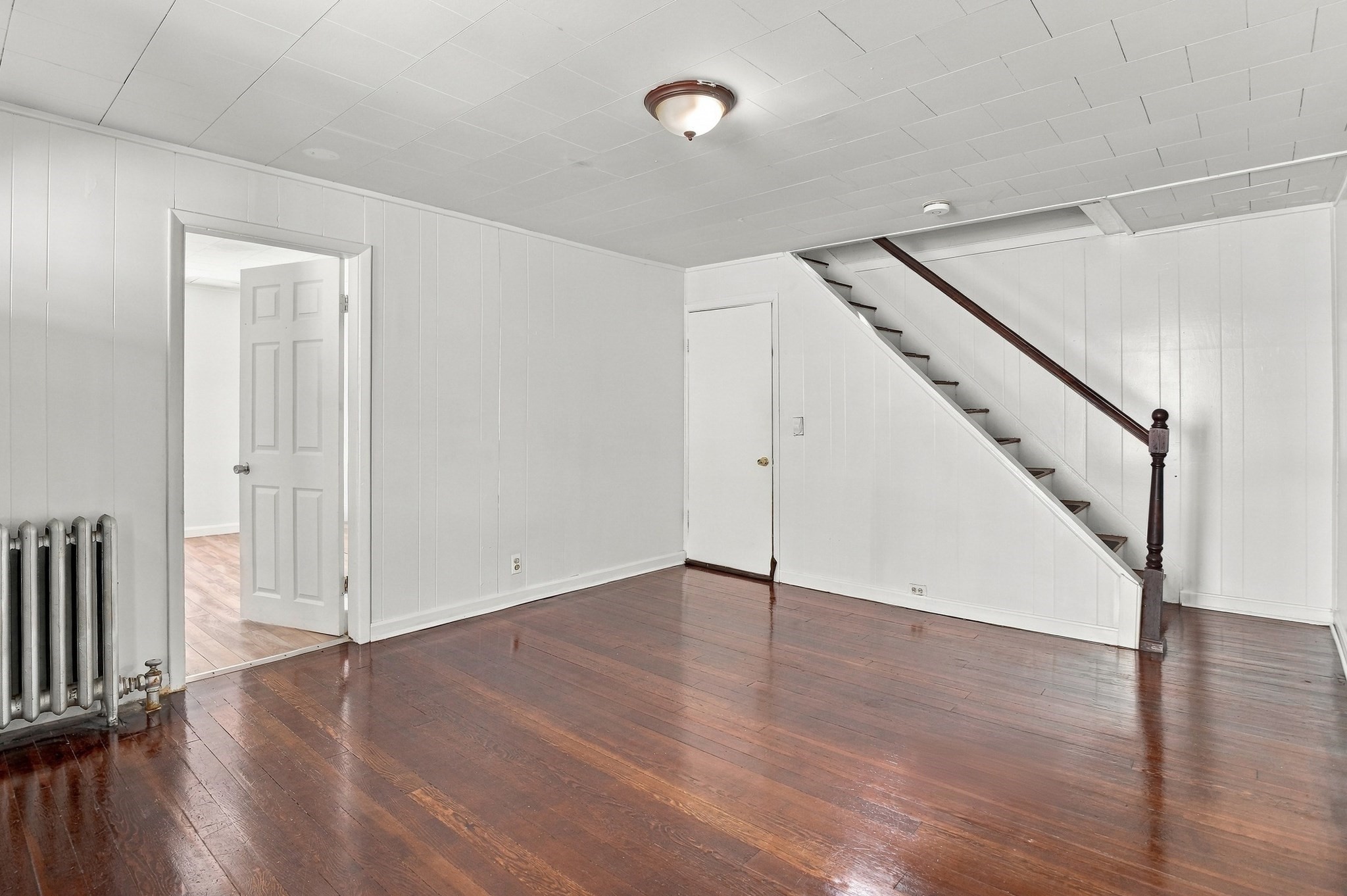 99 Crystal Street Property Photo 7