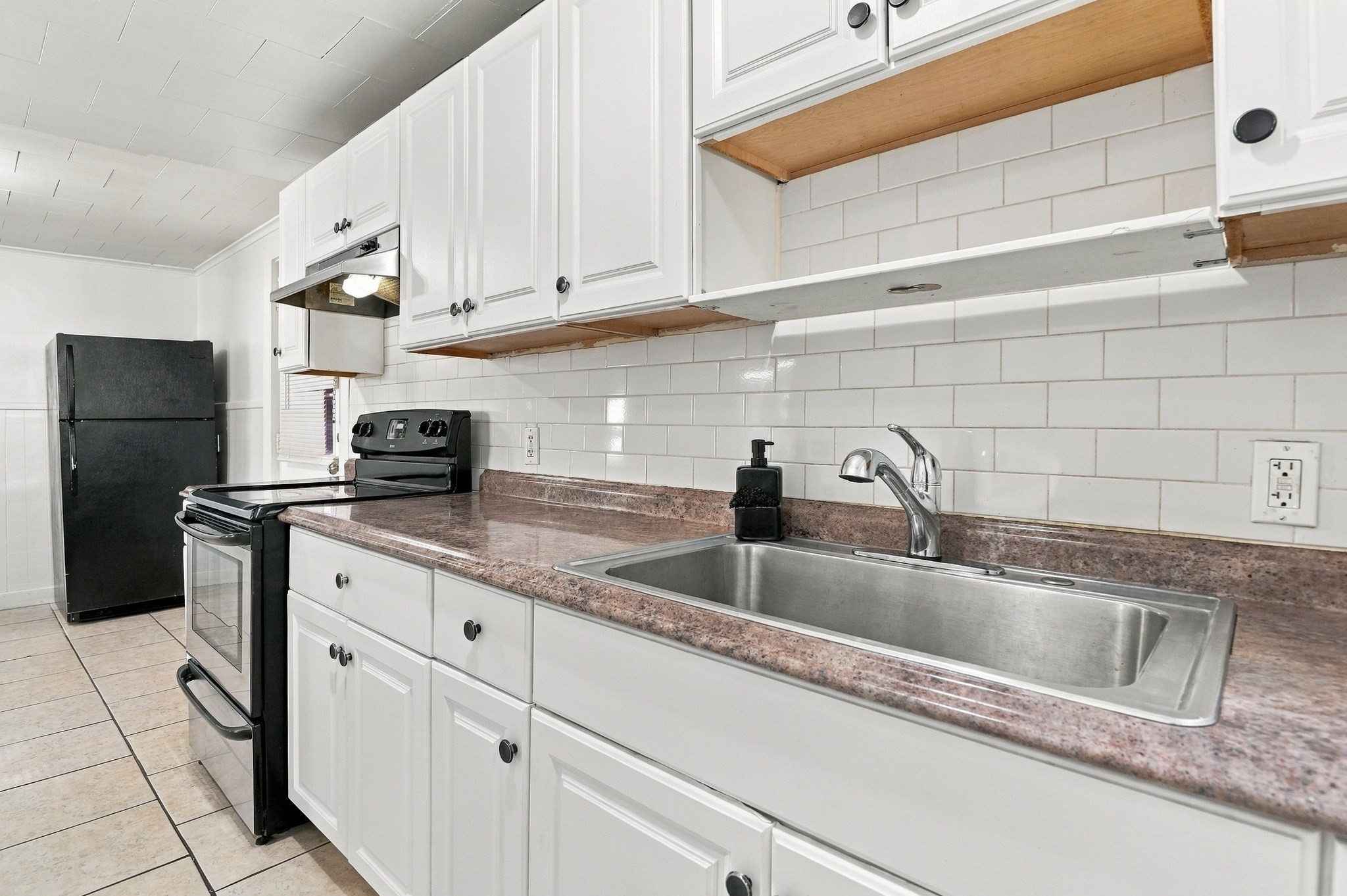 99 Crystal Street Property Photo 10