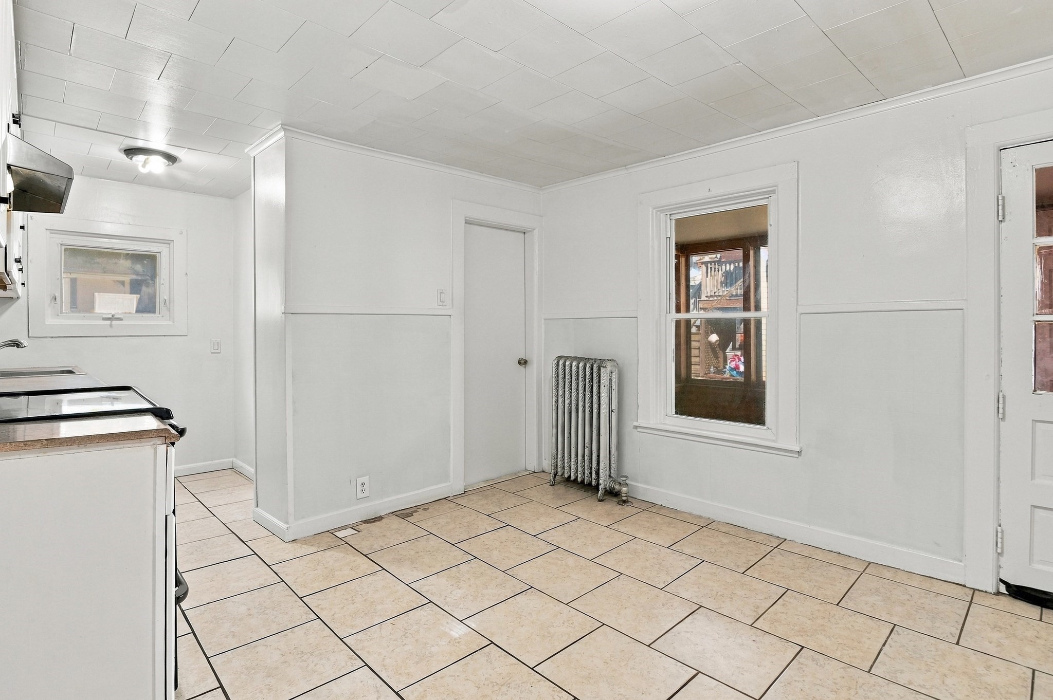 99 Crystal Street Property Photo 12