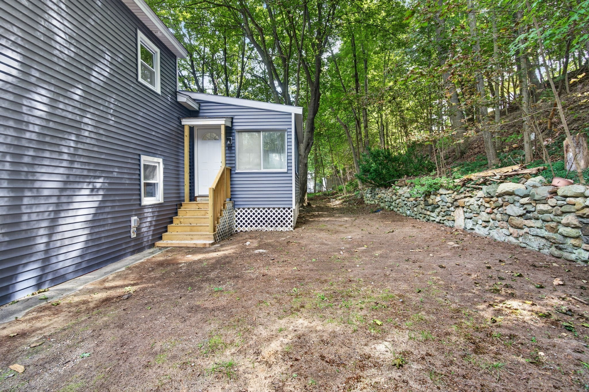 251 Winn St Property Photo 32