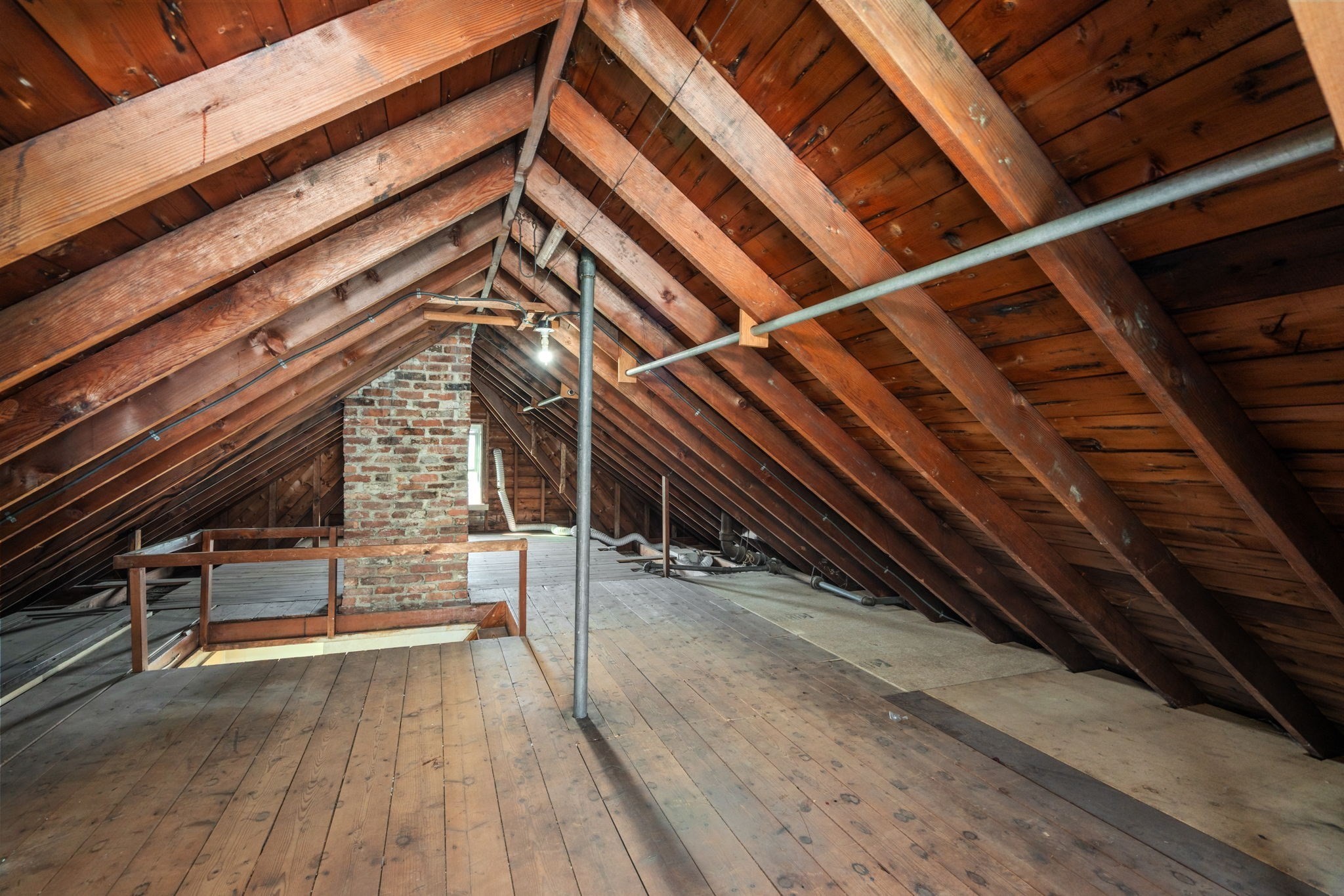 61 Tesla Ave Property Photo 32
