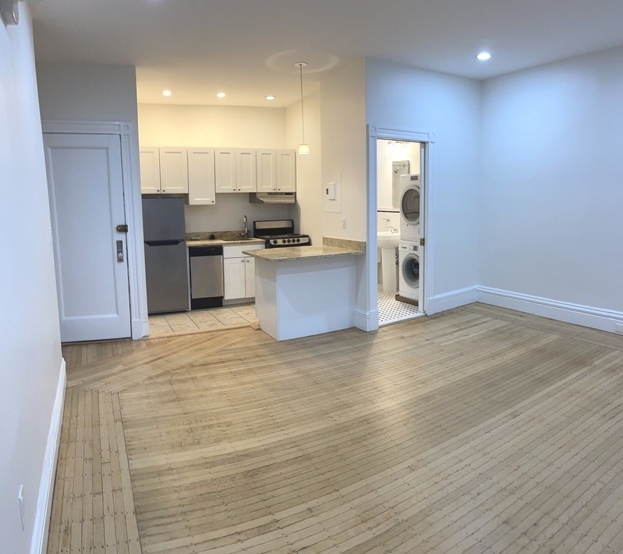 174 Newbury Street # 4 Property Photo 9