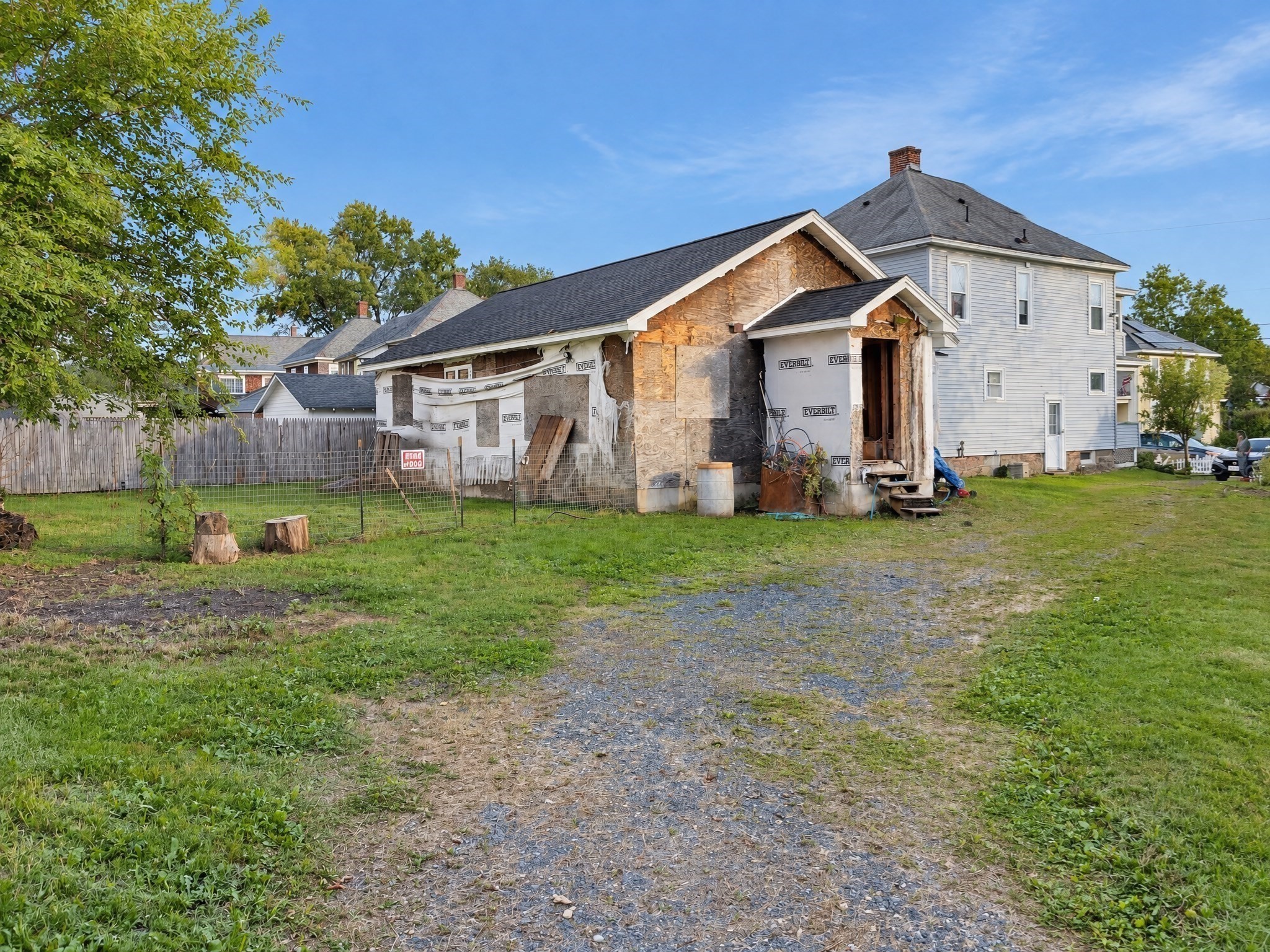 59 Forest Ave Property Photo 18