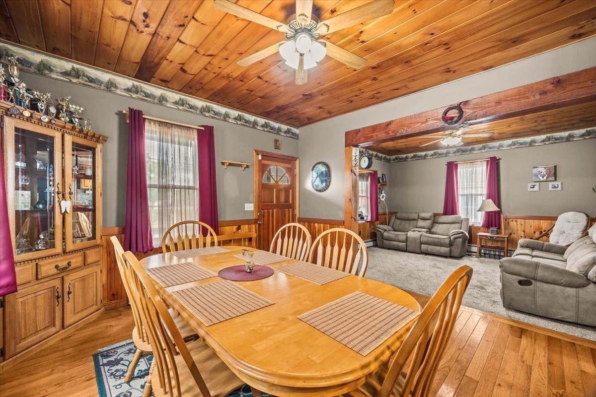 898 Church Street Property Photo 10