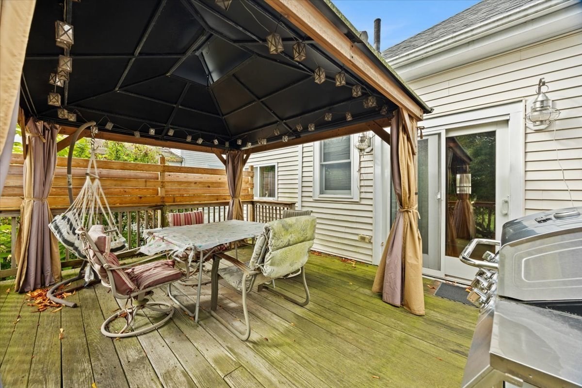898 Church Street Property Photo 30
