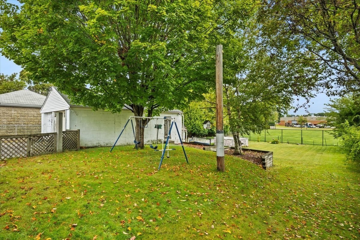 898 Church Street Property Photo 33