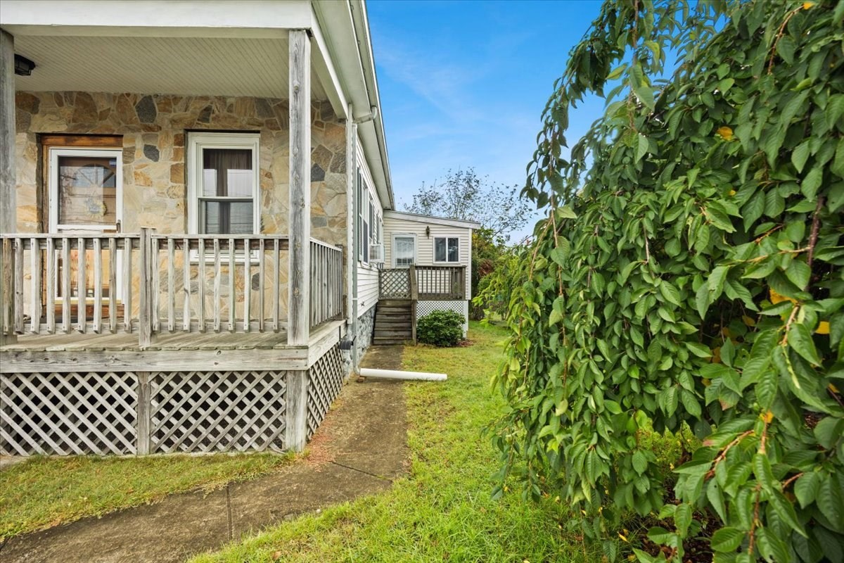 898 Church Street Property Photo 40