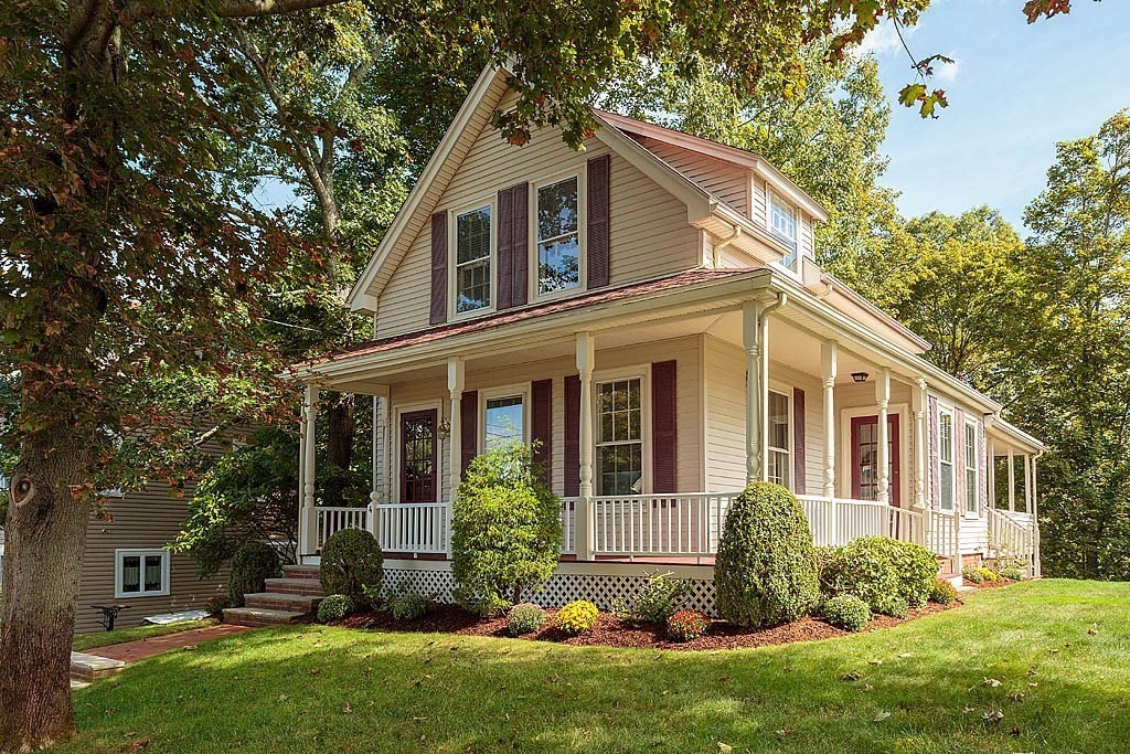4 Highland Ave Property Photo 1