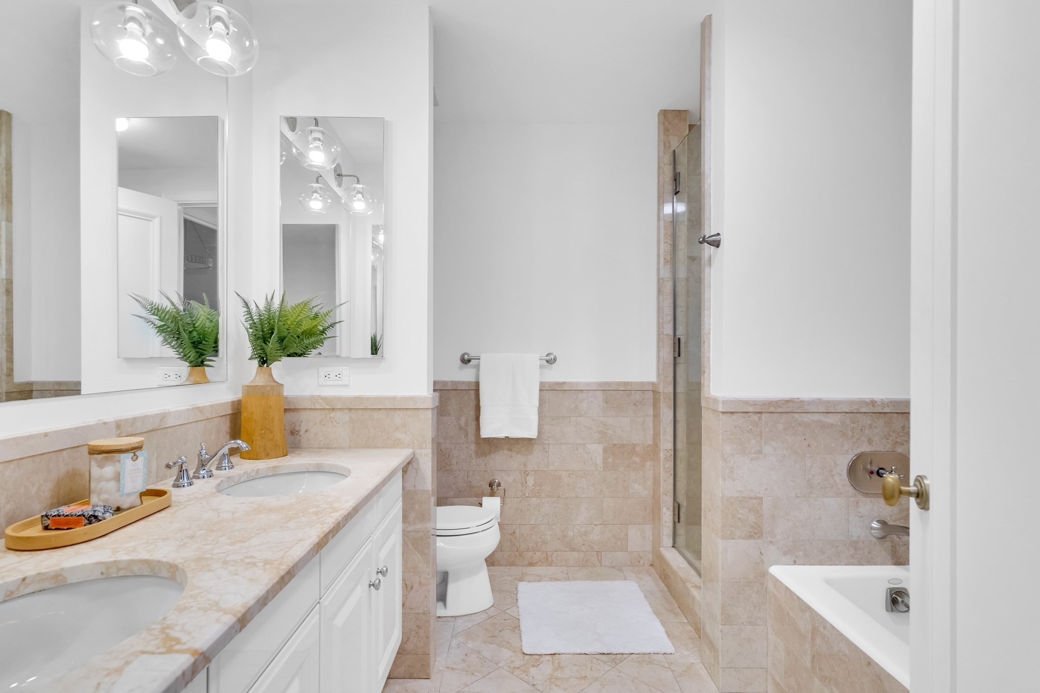 2 Avery Street # 35h Property Photo 14
