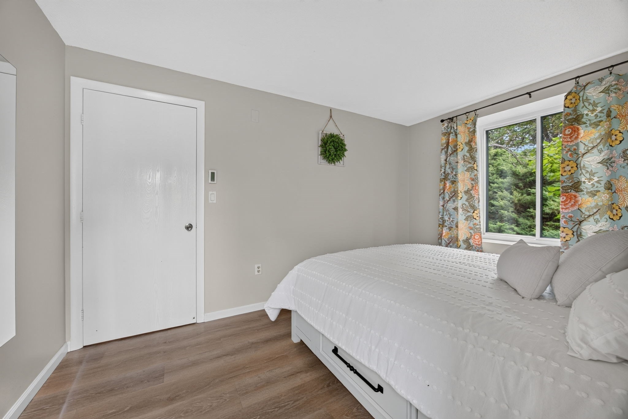61 Wright # 105 Property Photo 5