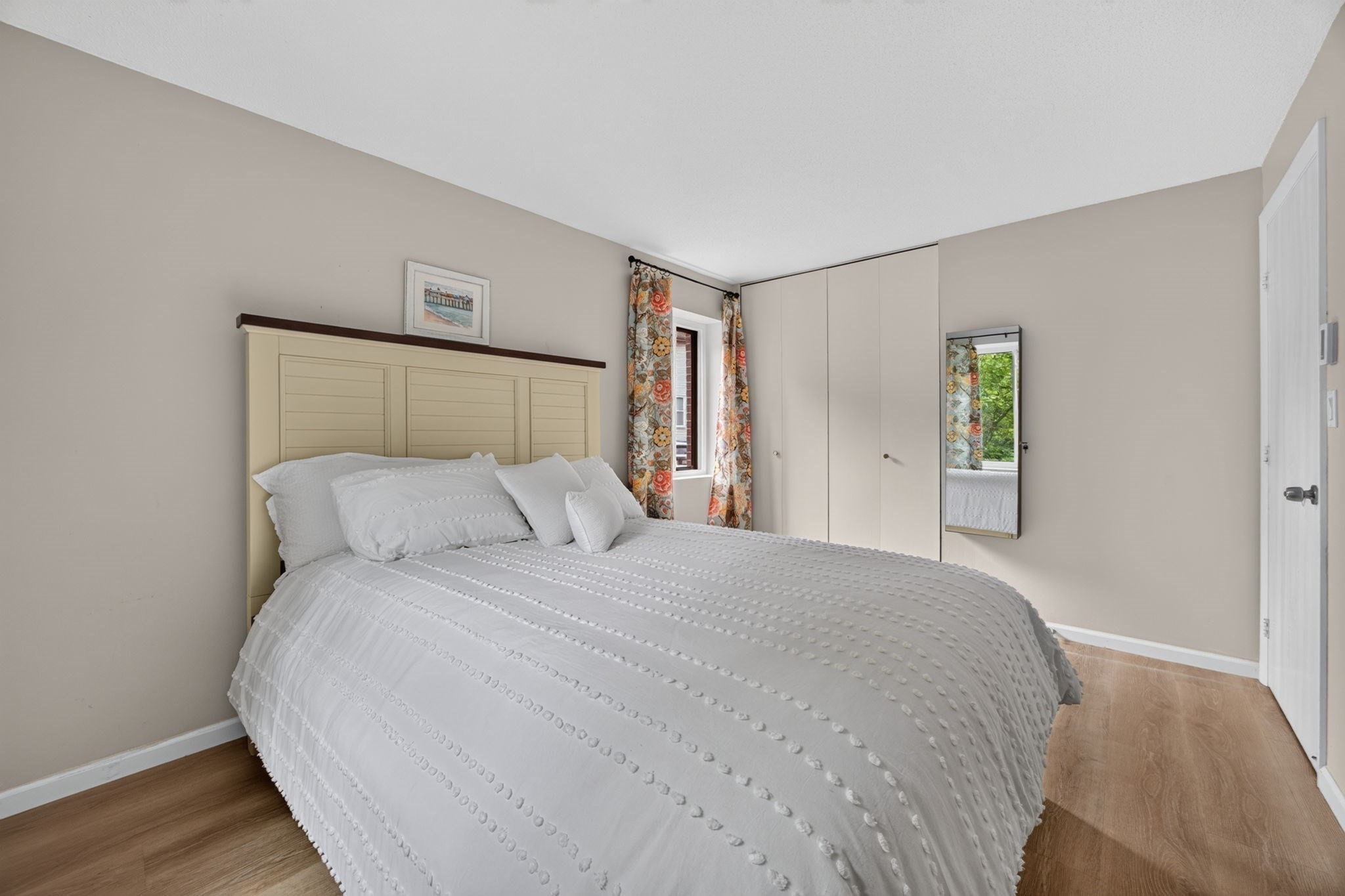 61 Wright # 105 Property Photo 6