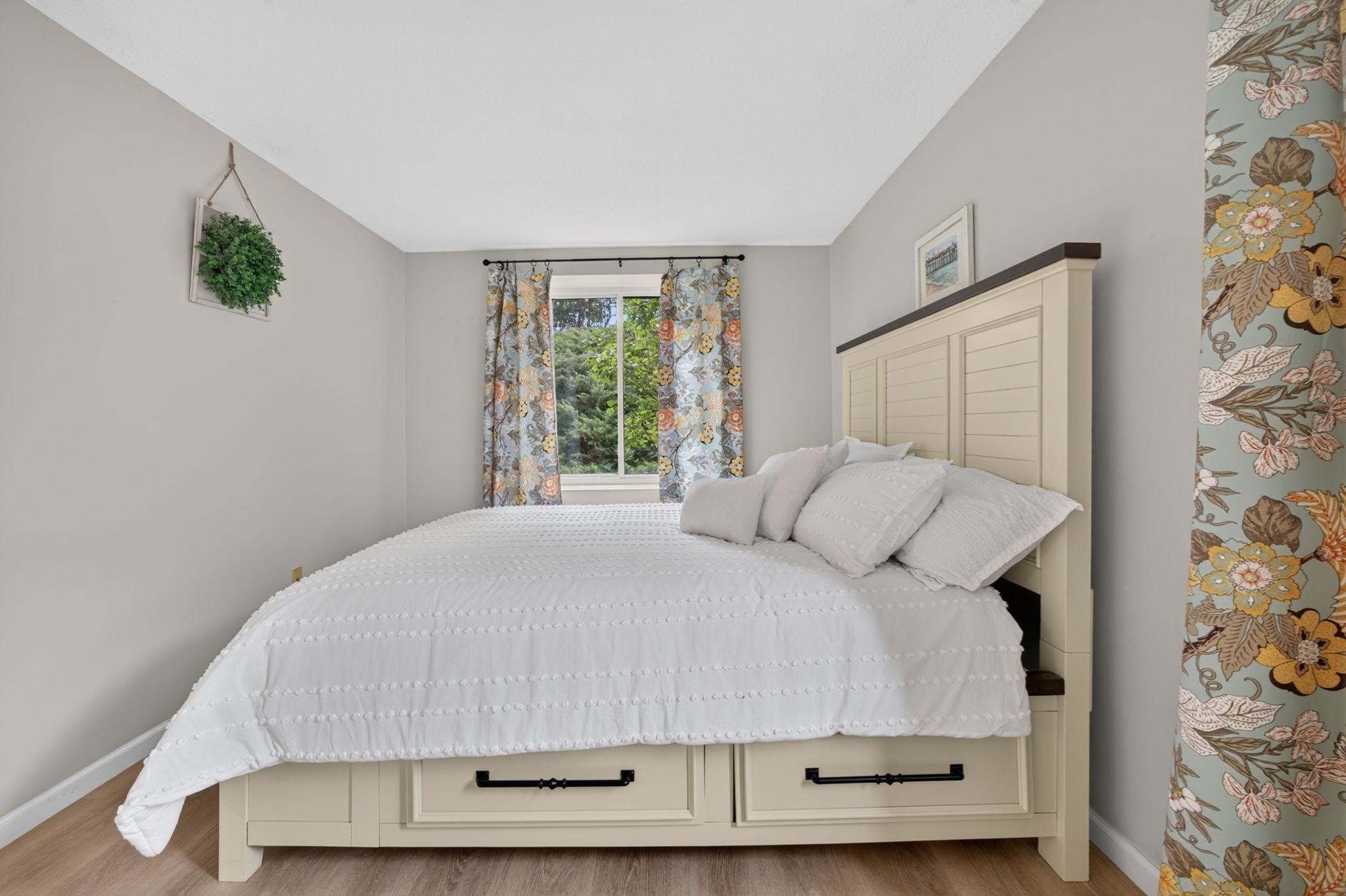 61 Wright # 105 Property Photo 7
