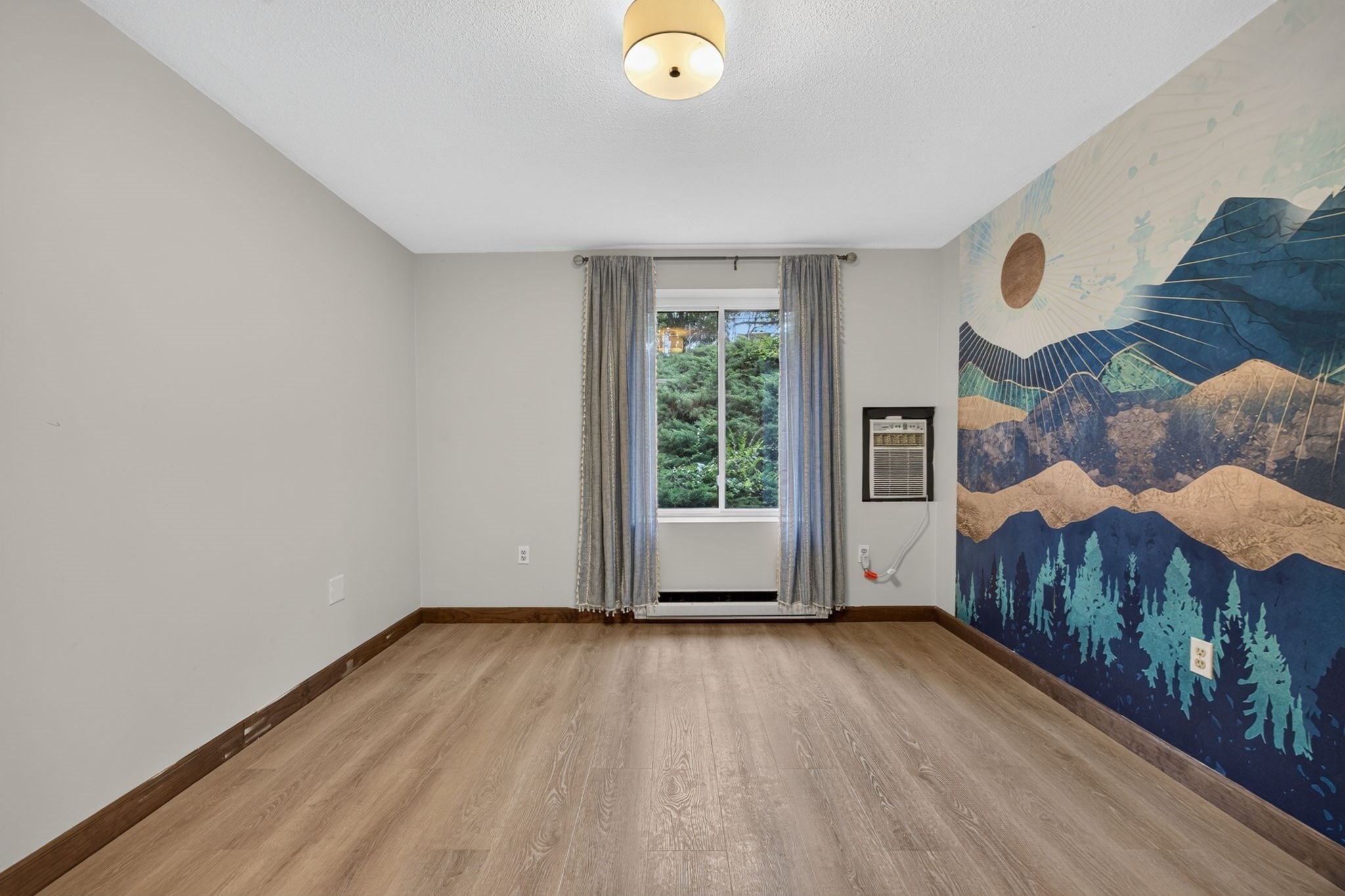 61 Wright # 105 Property Photo 13