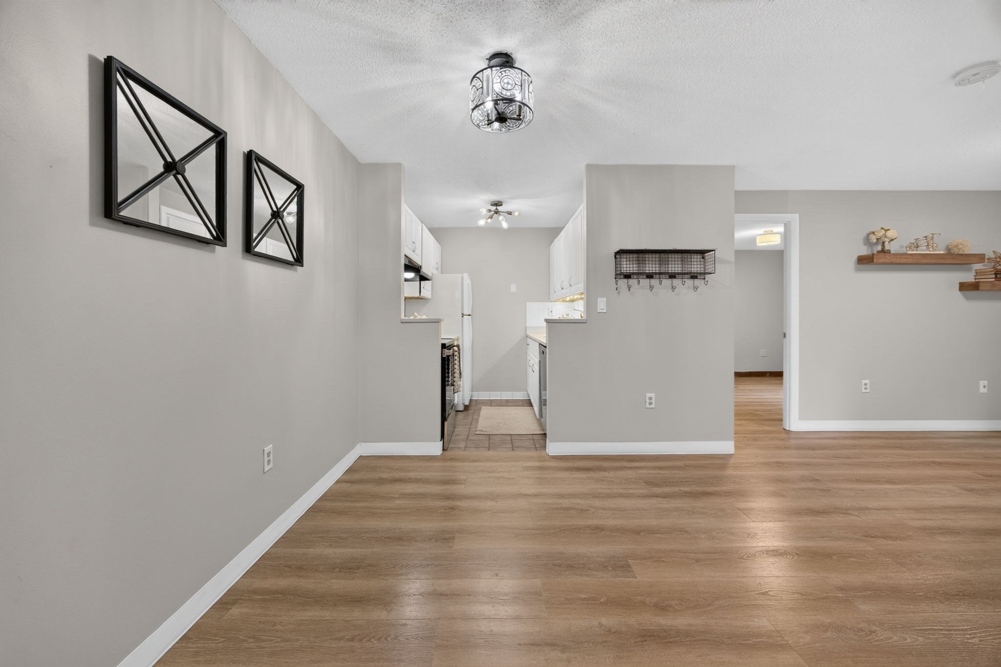 61 Wright # 105 Property Photo 16
