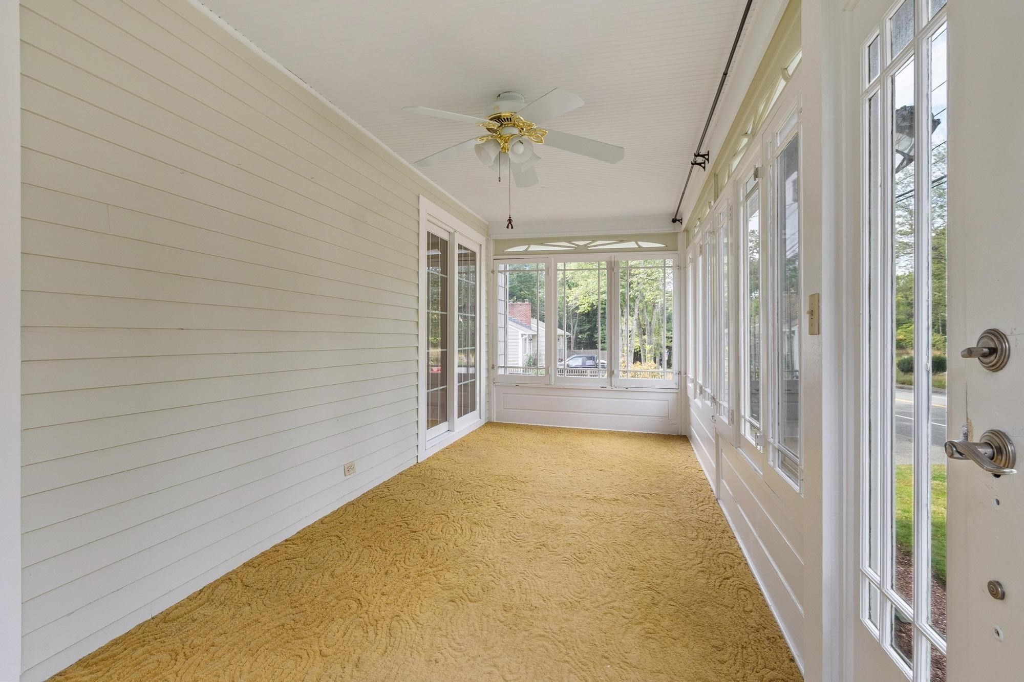 323 Pearl St Property Photo 4