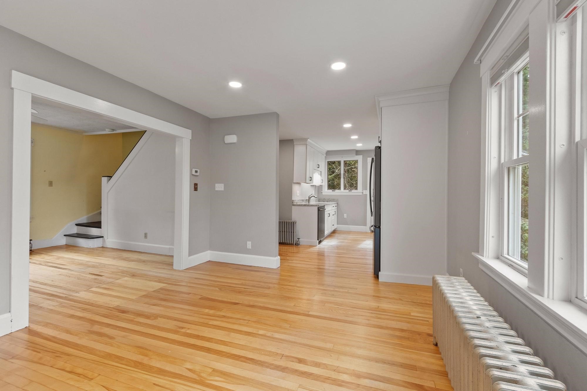 323 Pearl St Property Photo 15