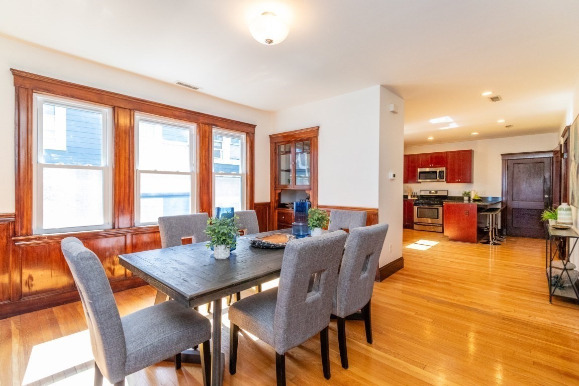 37 Cedrus Ave # 37 Property Photo 6