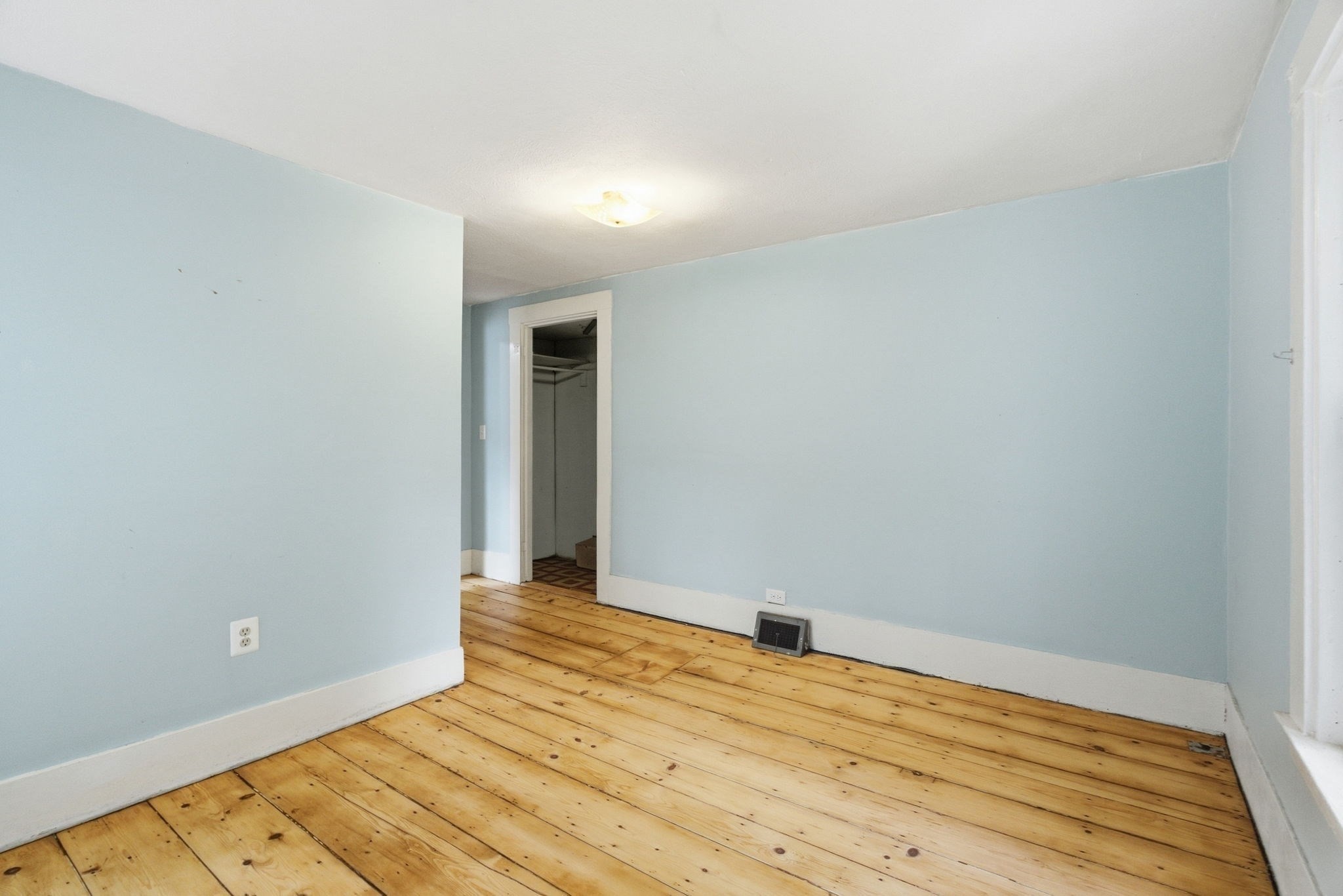 33 Park St Property Photo 22