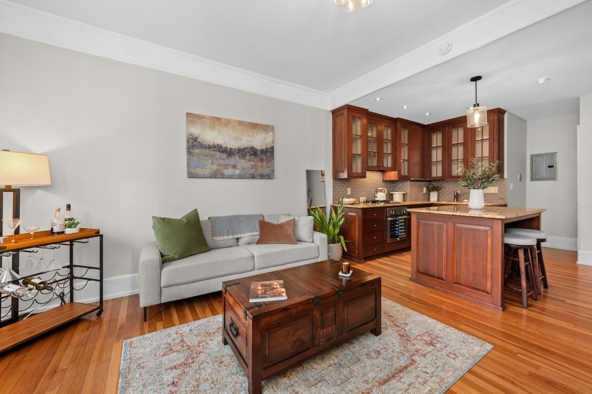 400 Marlborough St # 9 Property Photo 1