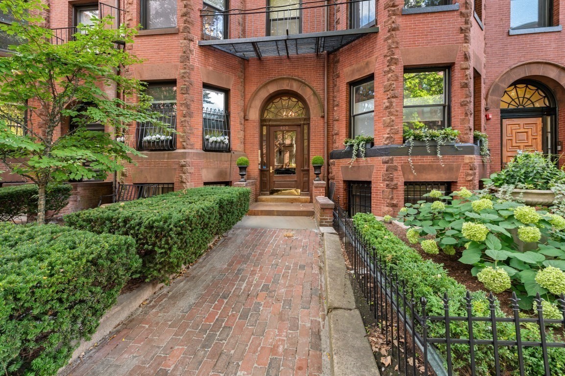 400 Marlborough St # 9 Property Photo 12