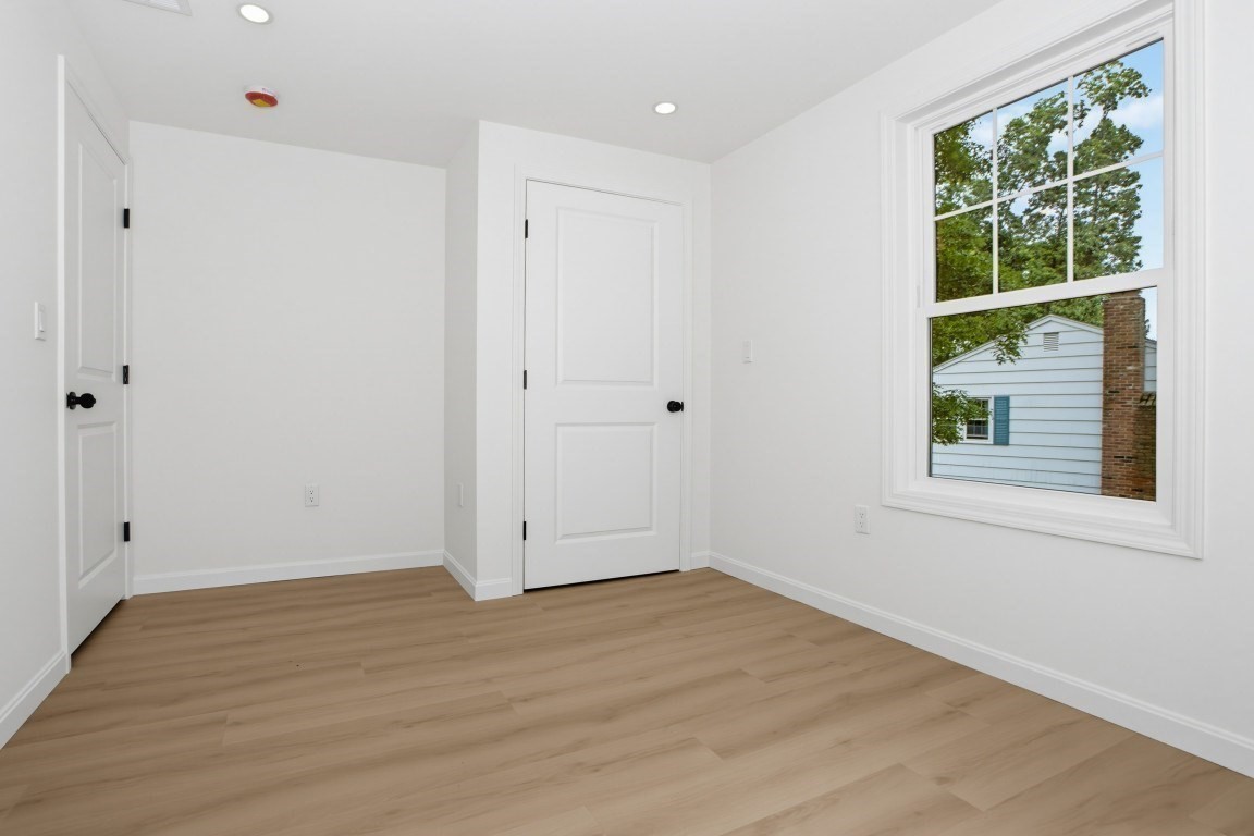 33 Cheryl Ln Property Photo 18
