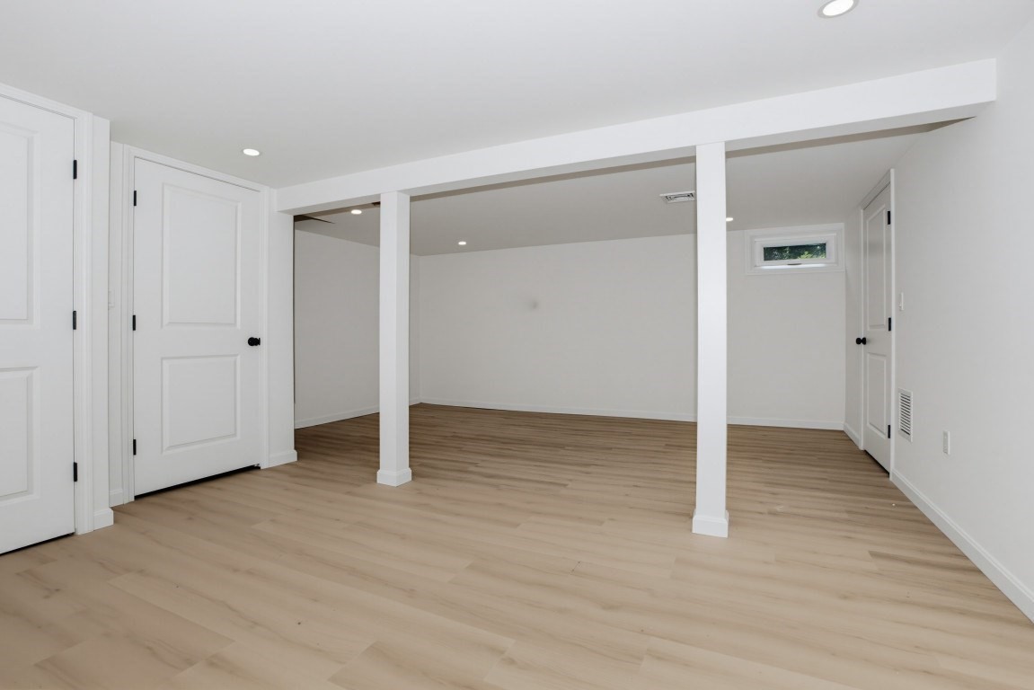 33 Cheryl Ln Property Photo 27