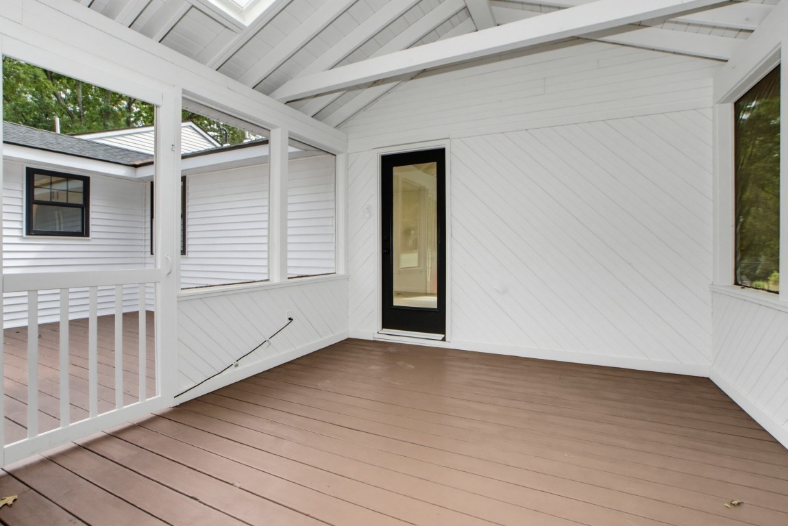 33 Cheryl Ln Property Photo 31
