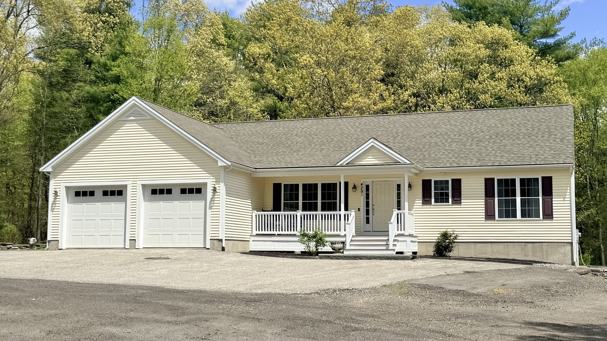 429/a Winthrop Property Photo 1